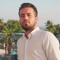 Enes Demi̇r