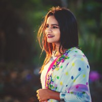 Divya R