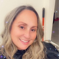 Deborah Lutz L