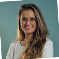 Julia Bita
