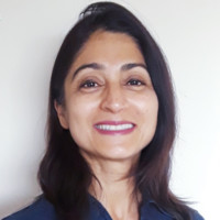 Huma Iqbal, Cpht