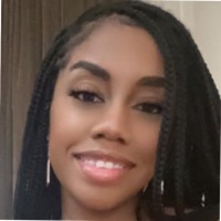 Alexis Holmes