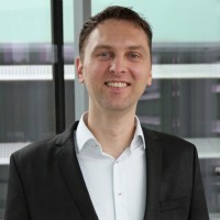 Dr. Lars Lühl