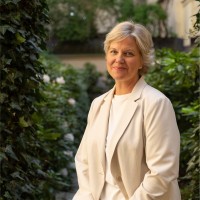 Anna Sjöström Douagi