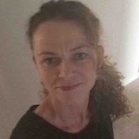 Sarah Searle
