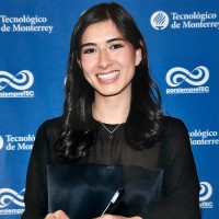 Midori Michel González