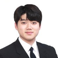 박건웅