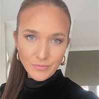 Martina Bird