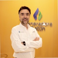 Esteban Barrientos M