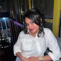 Sandhra G.
