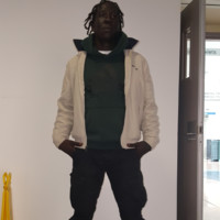 Adam okwera