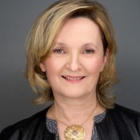 Caroline Eot