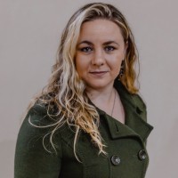 Simoné Angelique E.