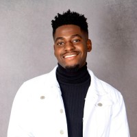 Thandanani Dlomo