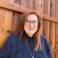 Julie Lynne