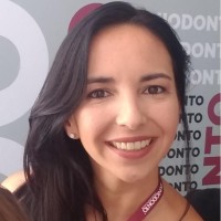Roberta Flores