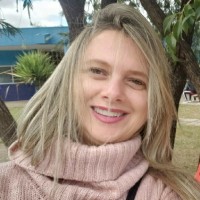 Viviane Garcez Nascimento