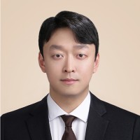 Kihwan Kim