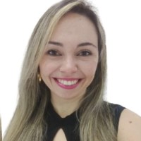 Paula V.