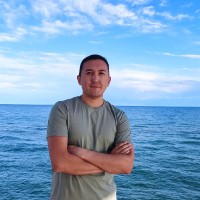Николай Зверев