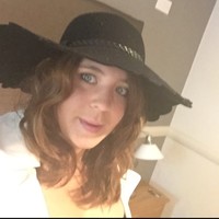 Zoe Earnshaw