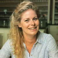 Tessa S.