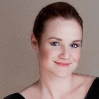 Léna Komaság