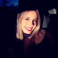 Thais Lins