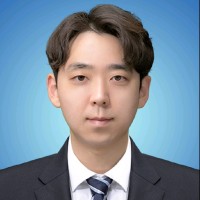 김동균