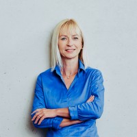 Claudia Strobel