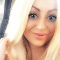 Siobhan Moore, Customer Service - World Crypto Conference