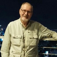 Kenneth (Ken) W. Aukett