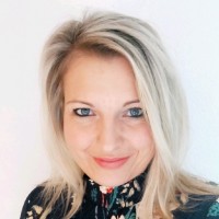 Julia Lippold