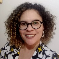 Valmíria Francine Oliveira