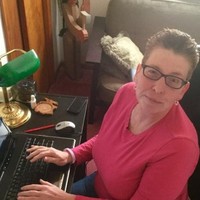 Tina Knowlton