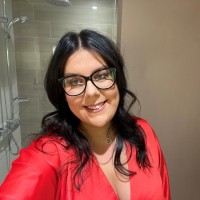 Laura Elliott