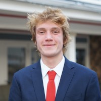 Max Andrews