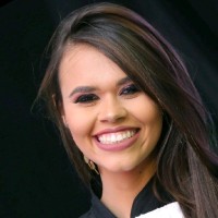 Andreza Martins