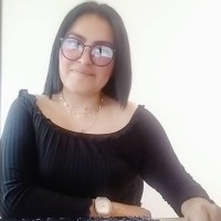 Laura Flores