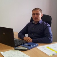 Тимур Холов