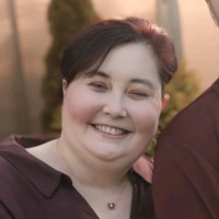 Kelly Green Leach