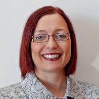 Yolande De Vos