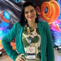 Lívia Pelá Corrêa