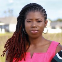 Toyin Hoxie