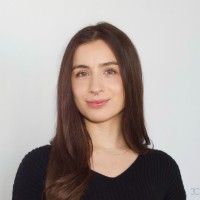 Mariana C.