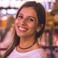 Bianca Consoline