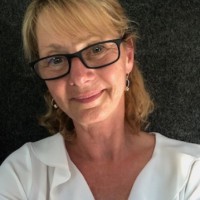 Yvette Hayes