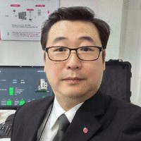 Andrew(Younho) Park