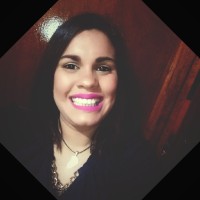 Alejandra González C
