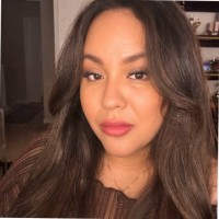 Jacqueline Flores